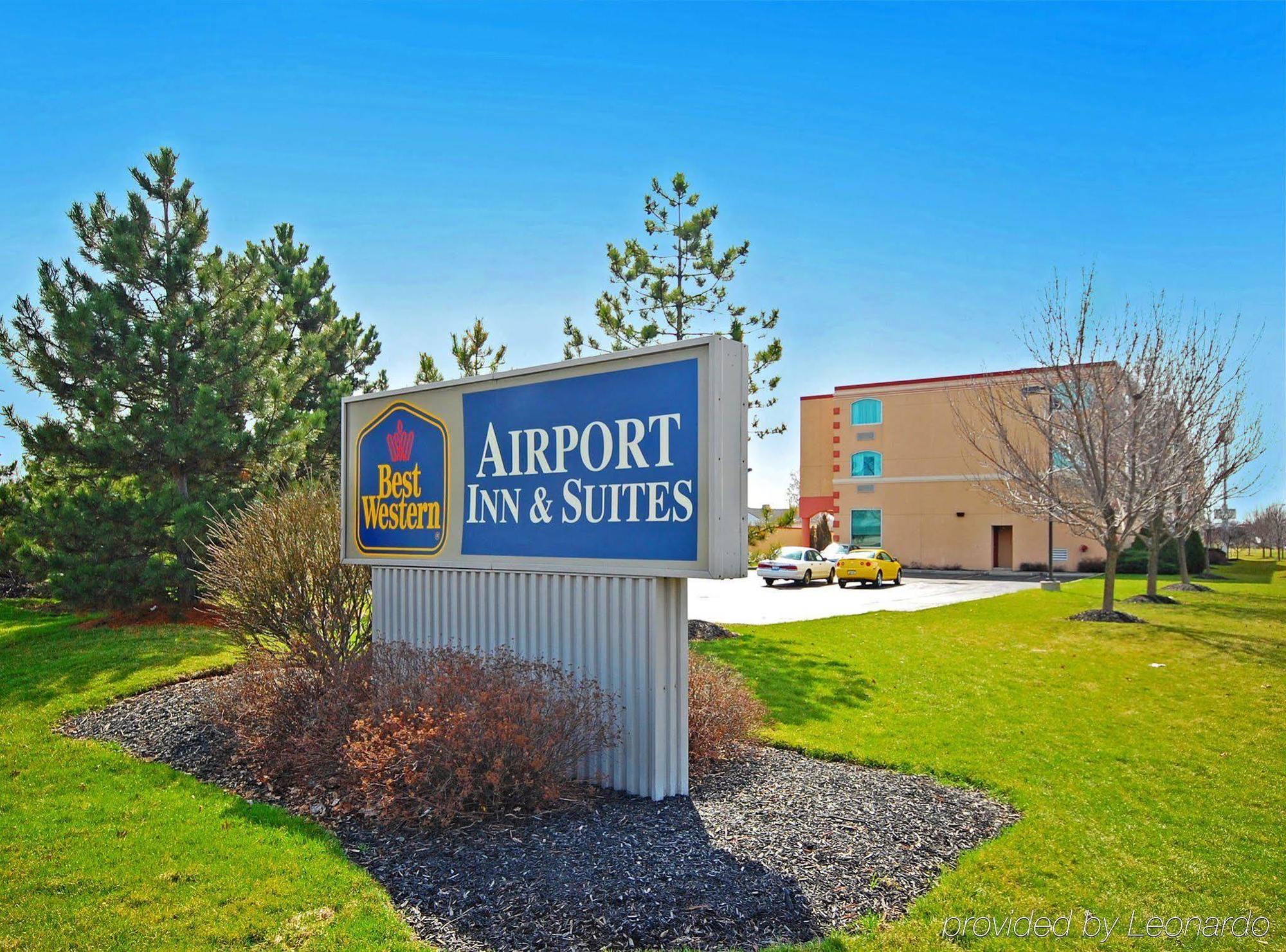 Best Western Airport Inn & Suites Cleveland Brook Park Exterior photo